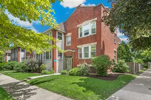118 N Taylor Ave, Oak Park, IL 60302 - Photo 1