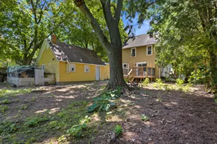 813 W Perry St, Belvidere, IL 61008 - Photo 21