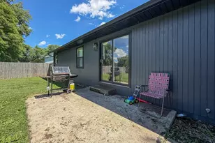 400 W Wing St, Bement, IL 61813 - Photo 31