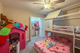 400 W Wing St, Bement, IL 61813 - Photo 27