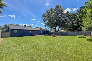 400 W Wing St, Bement, IL 61813 - Photo 33