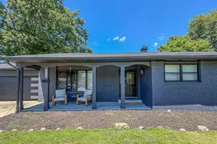 400 W Wing St, Bement, IL 61813 - Photo 3