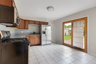 110 N Oak Lane, Glenwood, IL 60425 - Photo 9