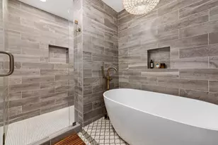 635 N Dearborn St, Chicago, IL 60654 - Photo 17
