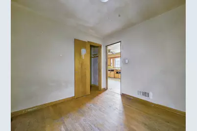 5208 S Long Avenue, Chicago, IL 60638 - Photo 13