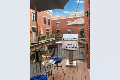 849 N May Street #F, Chicago, IL 60642 - Photo 11