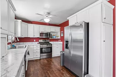523 Maplewood Drive, Antioch, IL 60002 - Photo 9
