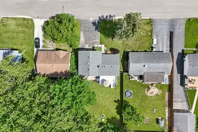 523 Maplewood Drive, Antioch, IL 60002 - Photo 39