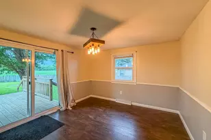 5155 Lake Rd, Mattoon, IL 61938 - Photo 9