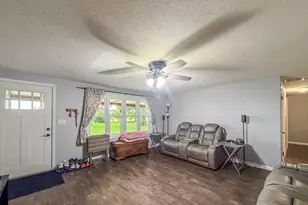 5155 Lake Rd, Mattoon, IL 61938 - Photo 7