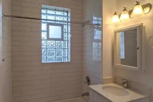2814 N Troy St, Chicago, IL 60618 - Photo 15