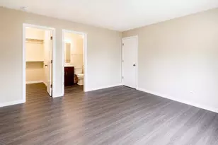 908 Knottingham Dr, Schaumburg, IL 60193 - Photo 7
