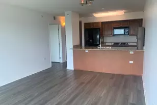 9655 Woods Dr, Skokie, IL 60077 - Photo 11