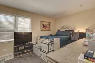 440 Wright Ct, Bolingbrook, IL 60440 - Photo 9