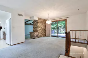 10639 W Circle Dr, Beach Park, IL 60099 - Photo 3