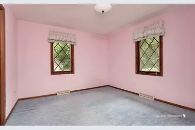 10639 W Circle Drive, Beach Park, IL 60099 - Photo 15