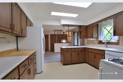 10639 W Circle Drive, Beach Park, IL 60099 - Photo 7