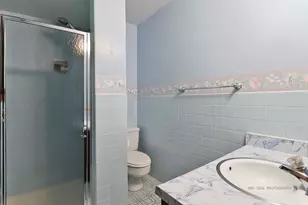 10639 W Circle Dr, Beach Park, IL 60099 - Photo 13