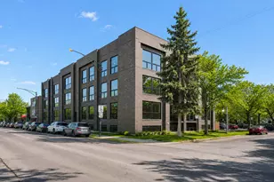 5830 N Lincoln Ave, Chicago, IL 60659 - Photo 1
