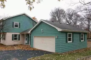 133 Mayflower Dr, Batavia, IL 60510 - Photo 3