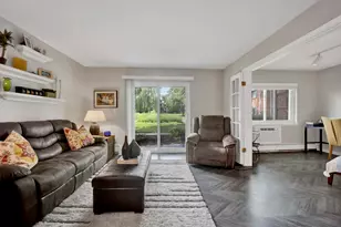 710 E Algonquin Rd, Arlington Heights, IL 60005 - Photo 7