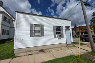 333 N 7th St, Dekalb, IL 60115 - Photo 9