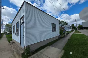 333 N 7th St, Dekalb, IL 60115 - Photo 15