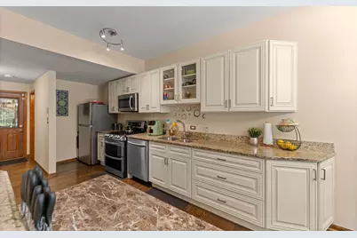 6930 Lexington Court, Tinley Park, IL 60477 - Photo 9