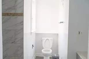 5556 W Harrison St, Chicago, IL 60644 - Photo 5