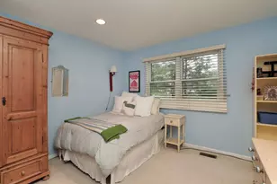 133 Burr Oak Ct, Deerfield, IL 60015 - Photo 9