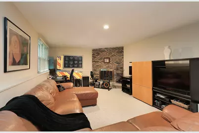 133 Burr Oak Court, Deerfield, IL 60015 - Photo 11
