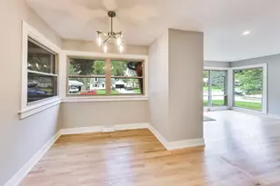 267 Panama Ave, Hampshire, IL 60140 - Photo 5