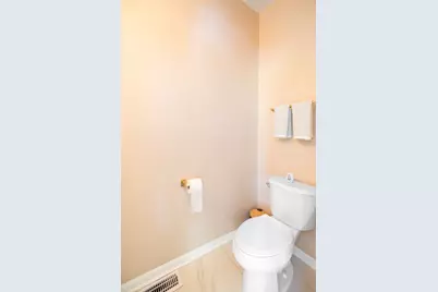 9207 Waterfall Glen Boulevard, Darien, IL 60561 - Photo 15