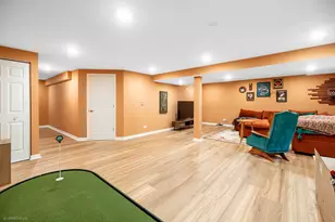 9207 Waterfall Glen Blvd, Darien, IL 60561 - Photo 35
