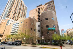 40 E 9th St, Chicago, IL 60605 - Photo 1