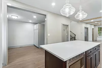 819 Mapleton Avenue, Oak Park, IL 60302 - Photo 15