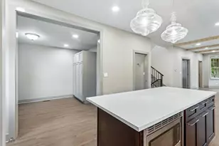 819 Mapleton Ave, Oak Park, IL 60302 - Photo 15