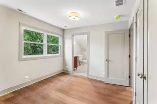 819 Mapleton Ave, Oak Park, IL 60302 - Photo 25