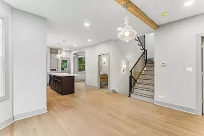 819 Mapleton Avenue, Oak Park, IL 60302 - Photo 11
