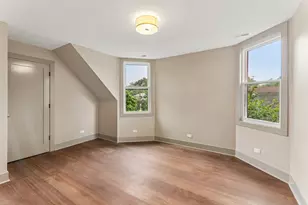 819 Mapleton Ave, Oak Park, IL 60302 - Photo 29