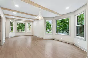 819 Mapleton Ave, Oak Park, IL 60302 - Photo 9