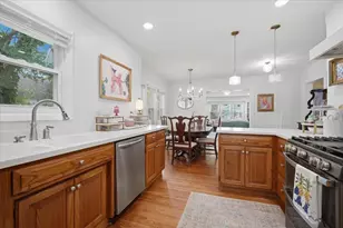 405 Kreitzer Ave, Bloomington, IL 61701 - Photo 11