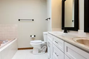 8575 Sandalwood Dr, Darien, IL 60561 - Photo 23