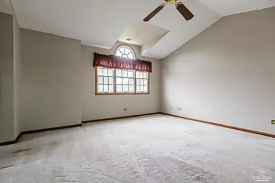 8575 Sandalwood Drive, Darien, IL 60561 - Photo 19