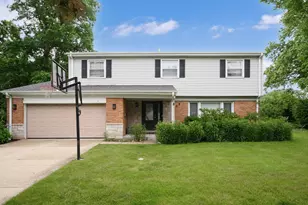 529 Susan Ln, Deerfield, IL 60015 - Photo 1