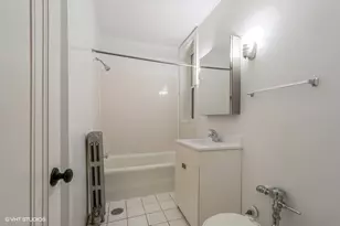 6660 N Damen Ave, Chicago, IL 60645 - Photo 5