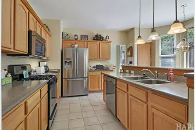 2001 Sparrow Circle, Round Lake, IL 60073 - Photo 3