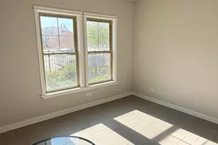 3232 S Shields Ave, Chicago, IL 60616 - Photo 3