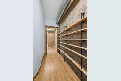 1637 W Pratt Boulevard #1W, Chicago, IL 60626 - Photo 15