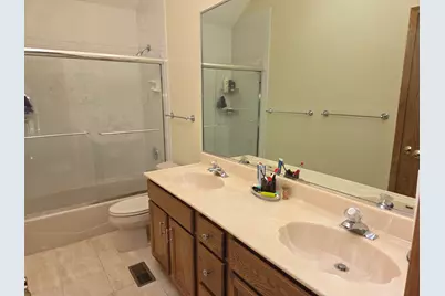 156 Elizabeth Court, Wood Dale, IL 60191 - Photo 19